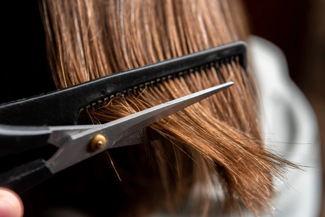 Kundin im Friseursalon Concept 15 in Wien
